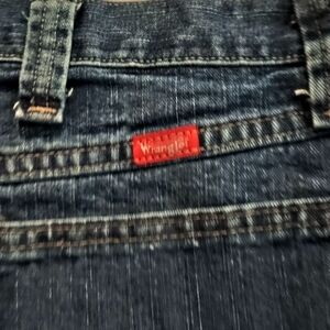 2 pair of Wrangler carpenter shorts